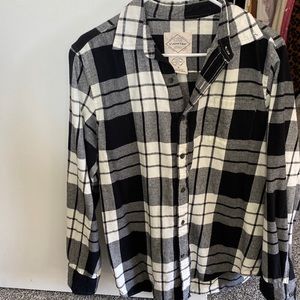 Men’s black & white striped flannel | St John’s Bay | size medium